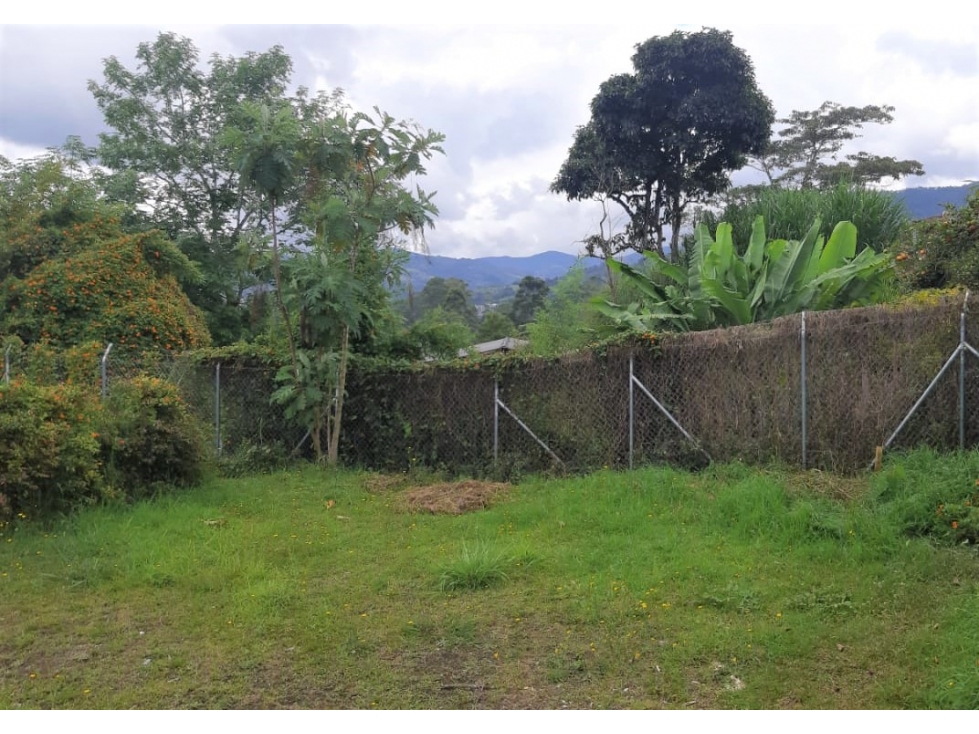 HERMOSO LOTE LISTO PARA CONSTRUIR EN UNIDAD CERRADA EL RETIRO — foto 2