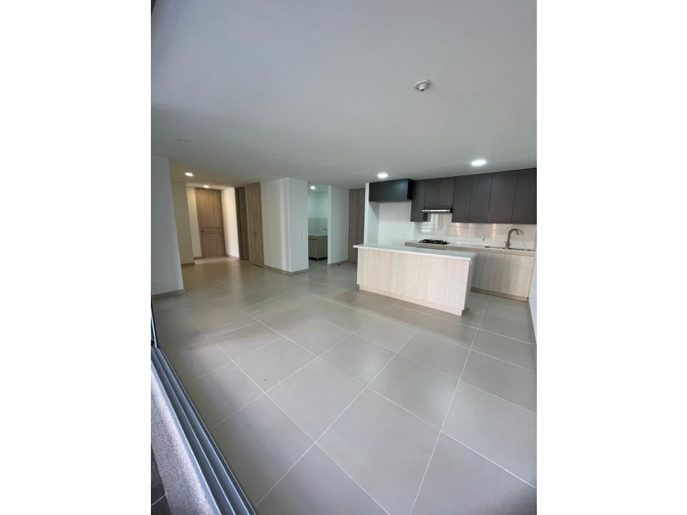 APARTAMENTO ENVIGADO NUEVO SECTOR LOMA LOS MESA TERRAZA — foto 2