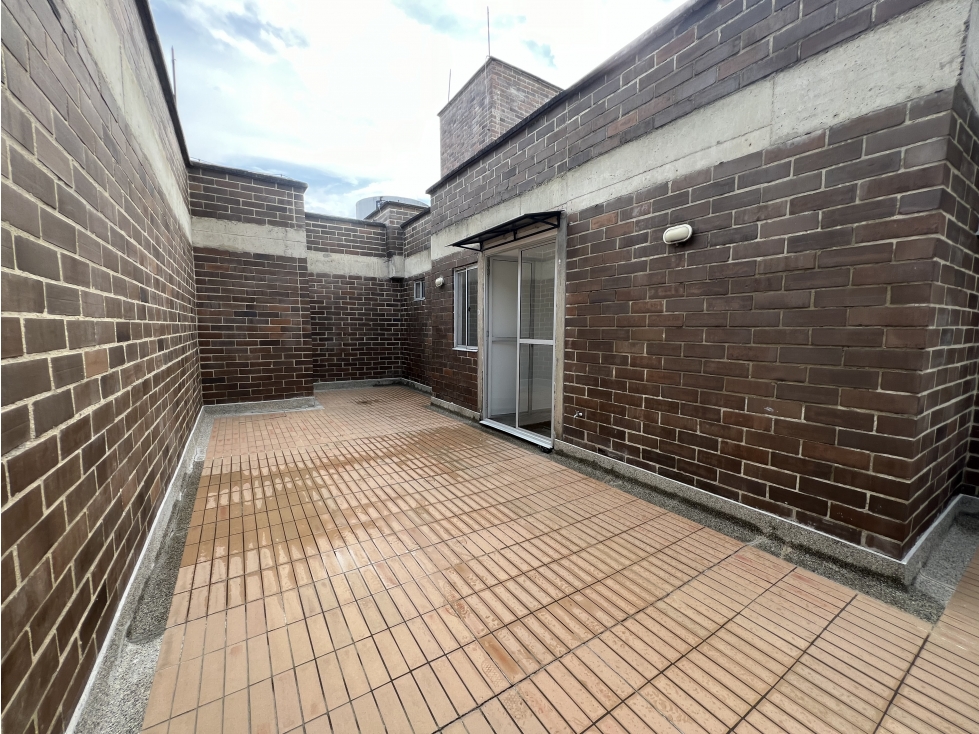 APARTAMENTO PENTHOUSE SABANETA CALLE LARGA PARA TERMINAR A TU GUSTO — foto 6