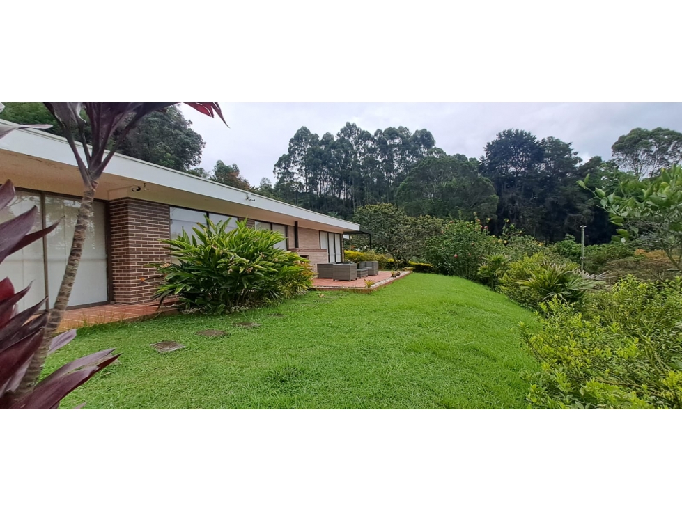 HERMOSA CASA FINCA AMOBLADA EN GUARNE VEREDA LA CLARITA
