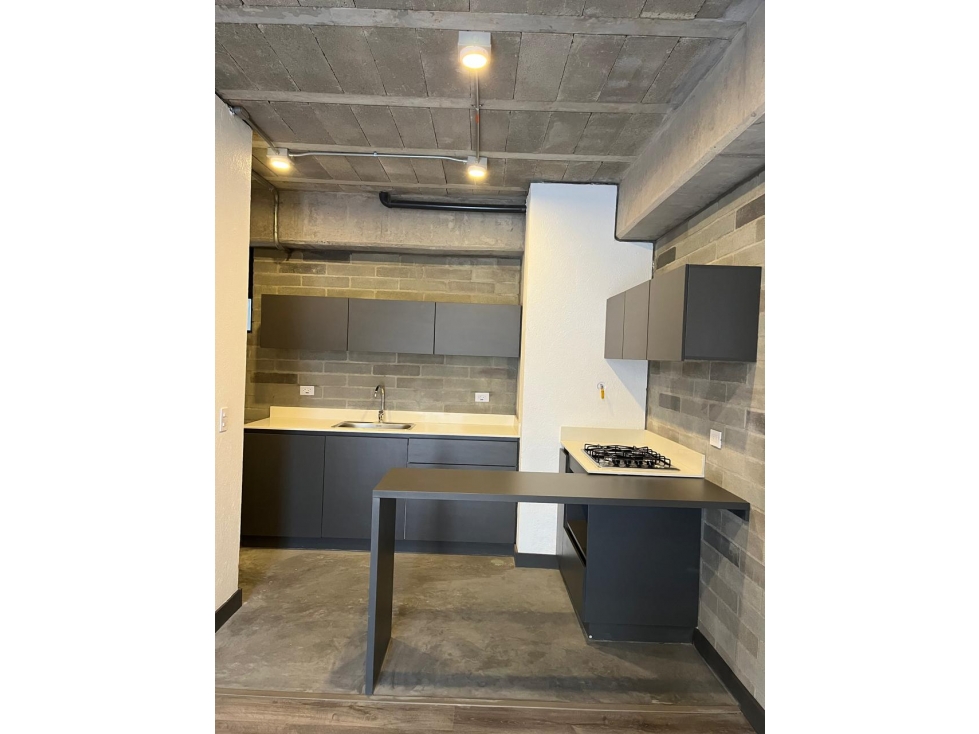 APARTAMENTO EN LA CEJA CON HERMOSA VISTA INTERIOR