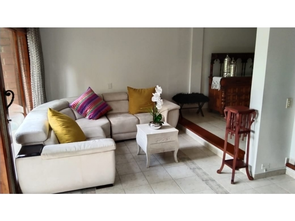 CASA UNIDAD CERRADA ENVIGADO LOMA DEL ESCOBERO