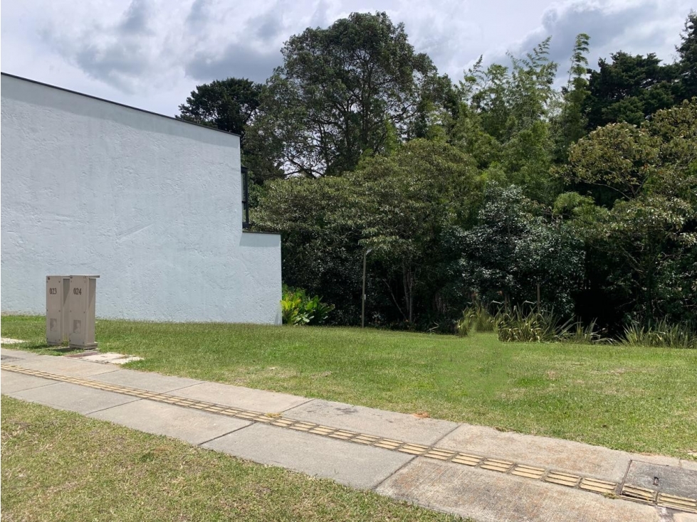 LOTE LLANOGRANDE UNIDAD CERRADA — foto 4