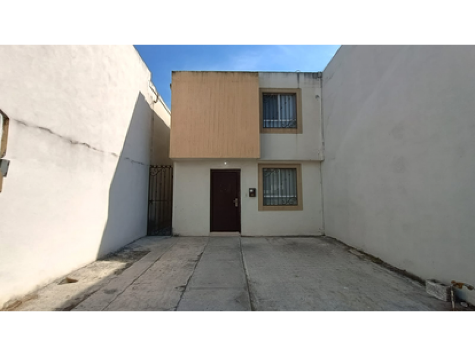 Casa en Venta en Villas de la Hacienda Juarez Nuevo Leon