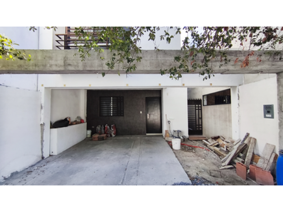 Casa en Venta en Bonaterra Residencial Apodaca Nuevo Leon - 1