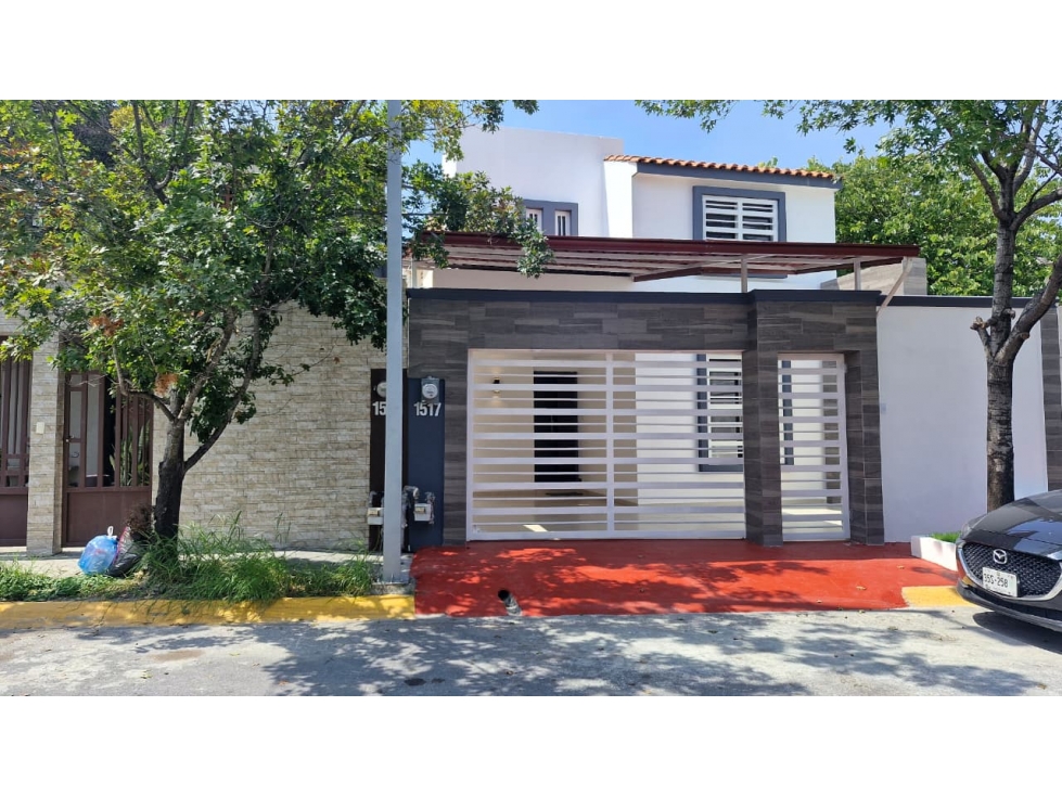 Casa en Venta en Cumbres Las Lomas Sector Bosques Garcia