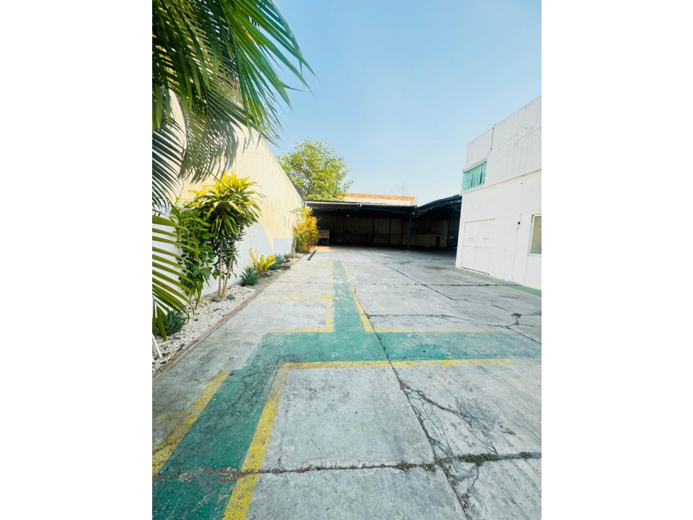 RENTA DE OFICINAS CON BODEGA Y PATIO CERCA PUERTO CIUDAD DEL CARMEN - 6