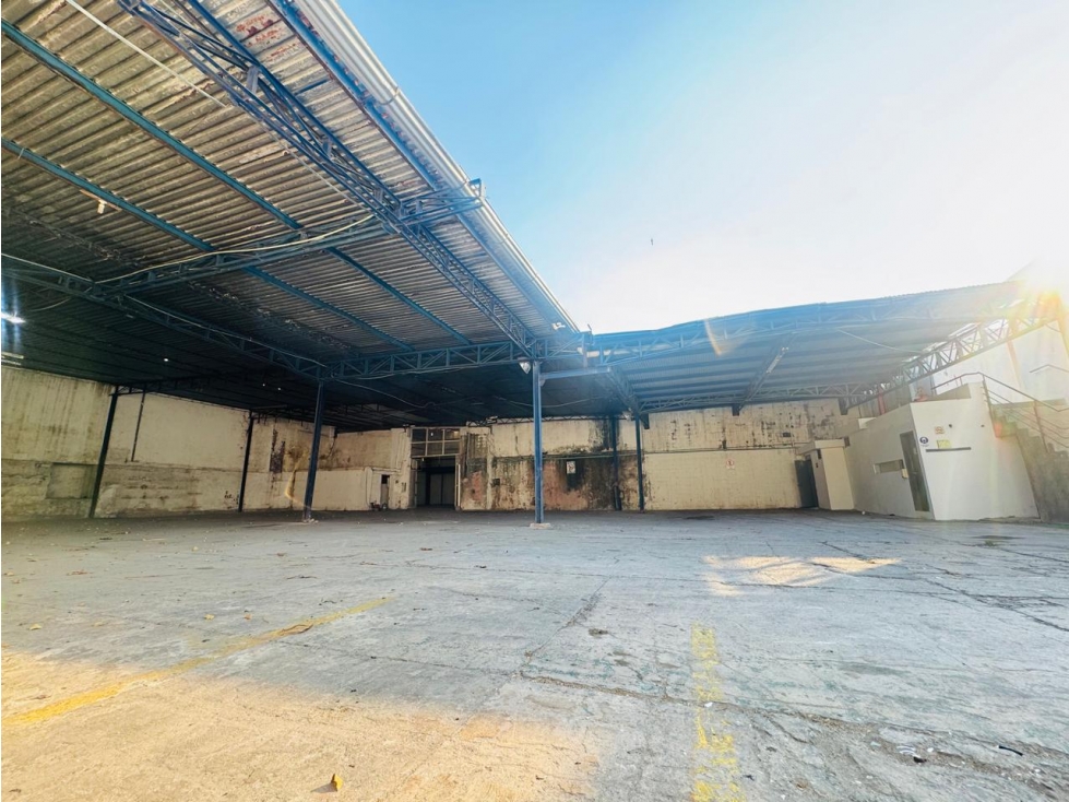 RENTA DE OFICINAS CON BODEGA Y PATIO CERCA PUERTO CIUDAD DEL CARMEN - 3