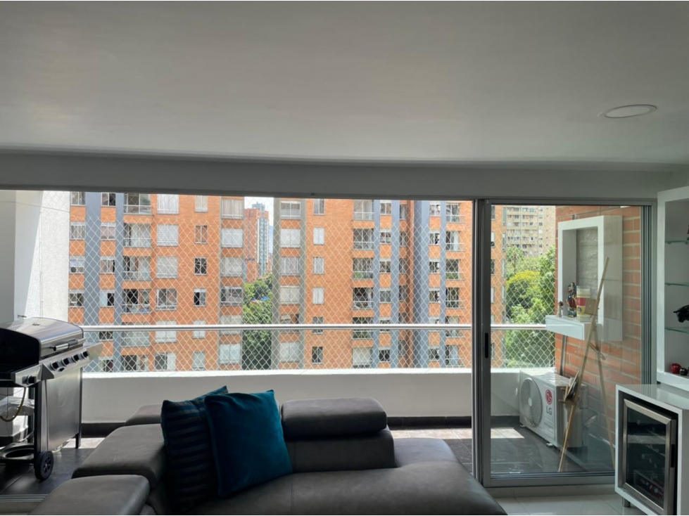 Venta de Apartamento en el Poblado, sector Castropol