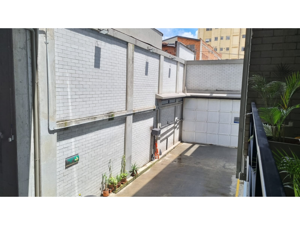 Venta de Edificio de Oficinas Medellín , sector la América - 3