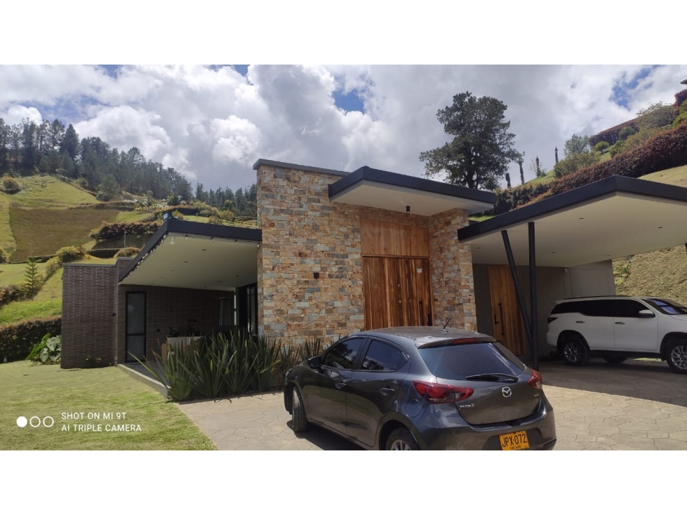 Venta hermosa Casa el Retiro Antioquia - 2
