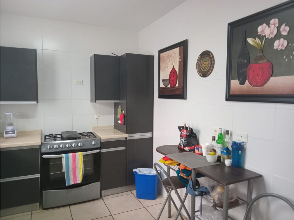BRISAS NORTE | PH ALPES | SE VENDE | 3 REC | 2 ½ BAÑ | CBE | 2 PAR - 4