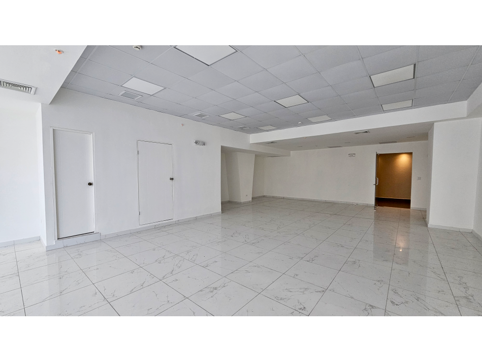 OFICINA | SORTIS | SE ALQUILA | OBARRIO| 128 M2 | SIN DIVISIONES — foto 2