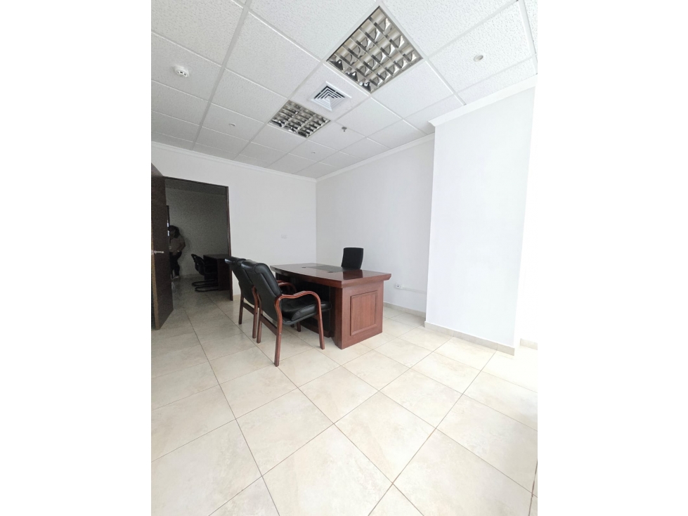 TORRE BANESCO |SE VENDE | MARBELLA | 100 M2 | AMOBLADO — foto 4