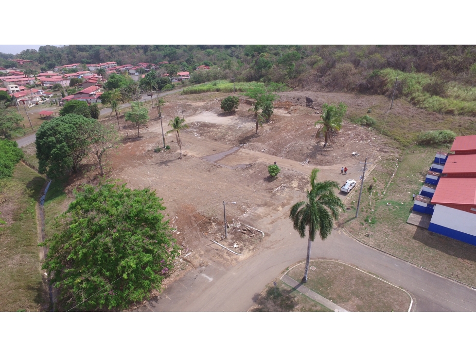 HOWARD |TERRENO PARA DESARROLLO EN ESQUINA I PERMISOLOGIA COMERCIAL — foto 2