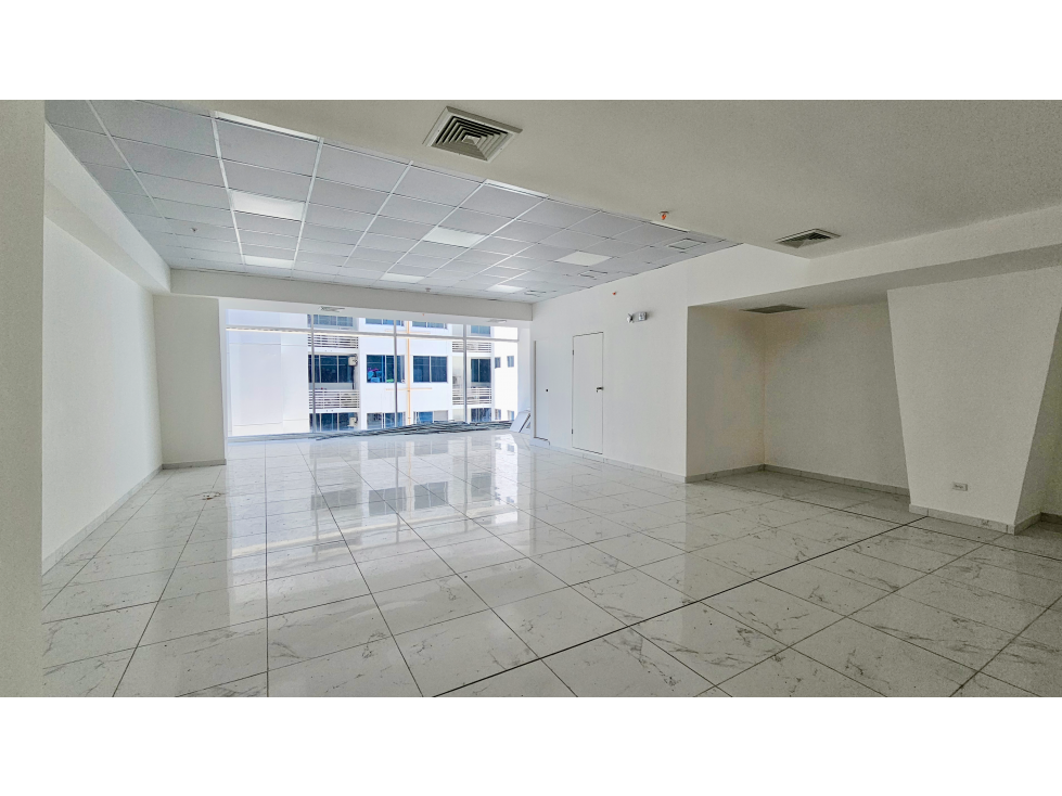 OFICINA | SORTIS | SE ALQUILA | OBARRIO| 128 M2 | SIN DIVISIONES — foto 6