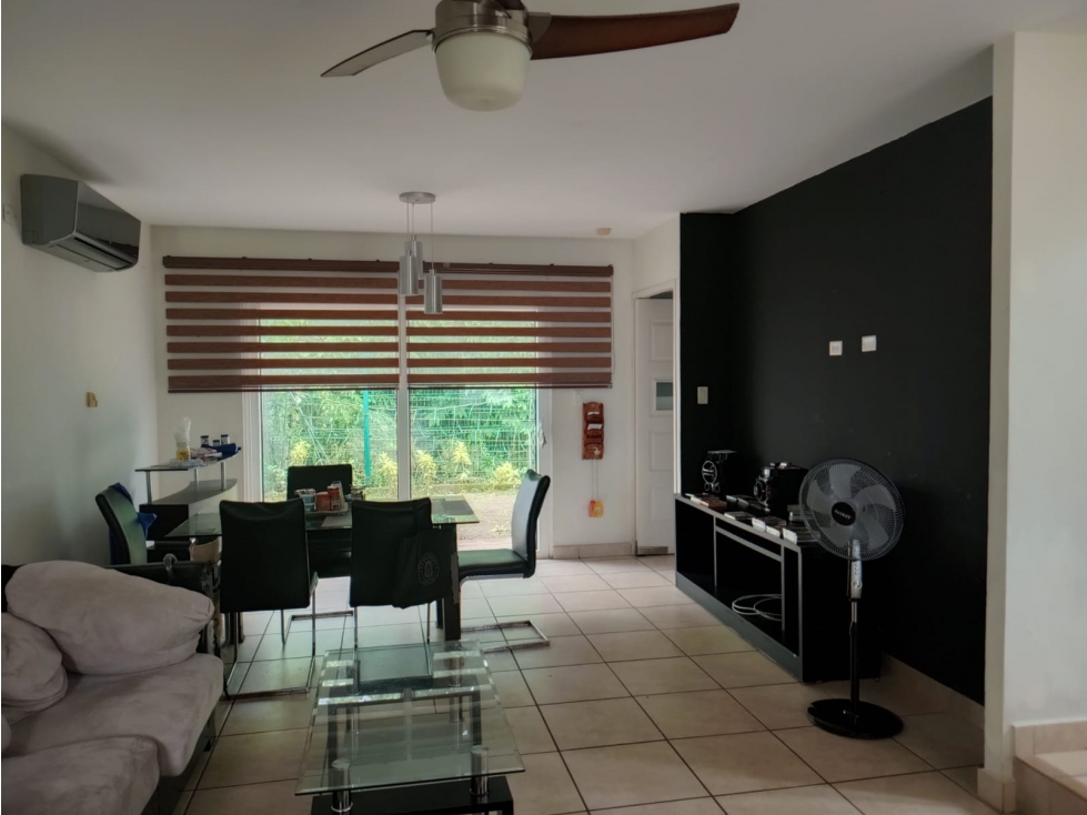 BRISAS NORTE | PH ALPES | SE VENDE | 3 REC | 2 ½ BAÑ | CBE | 2 PAR - 3