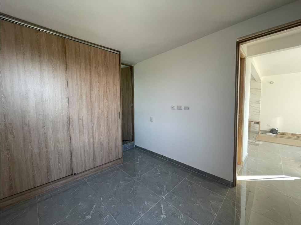 APARTAMENTO EN ALQUILER, C.R ARANDANOS, VIVERO — foto 2