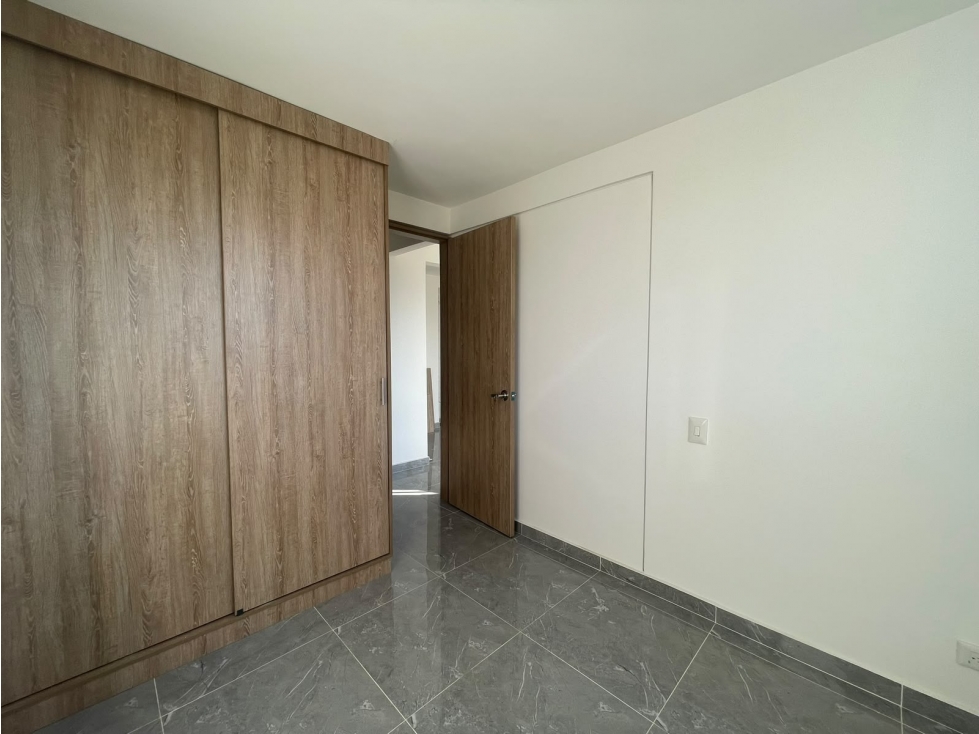 APARTAMENTO EN ALQUILER, C.R ARANDANOS, VIVERO — foto 4