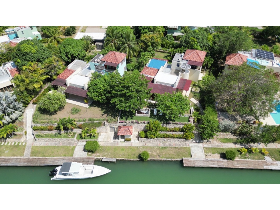 Casa de Ensueño en venta Marina de Baru Cartagena con muelle privado. - 1