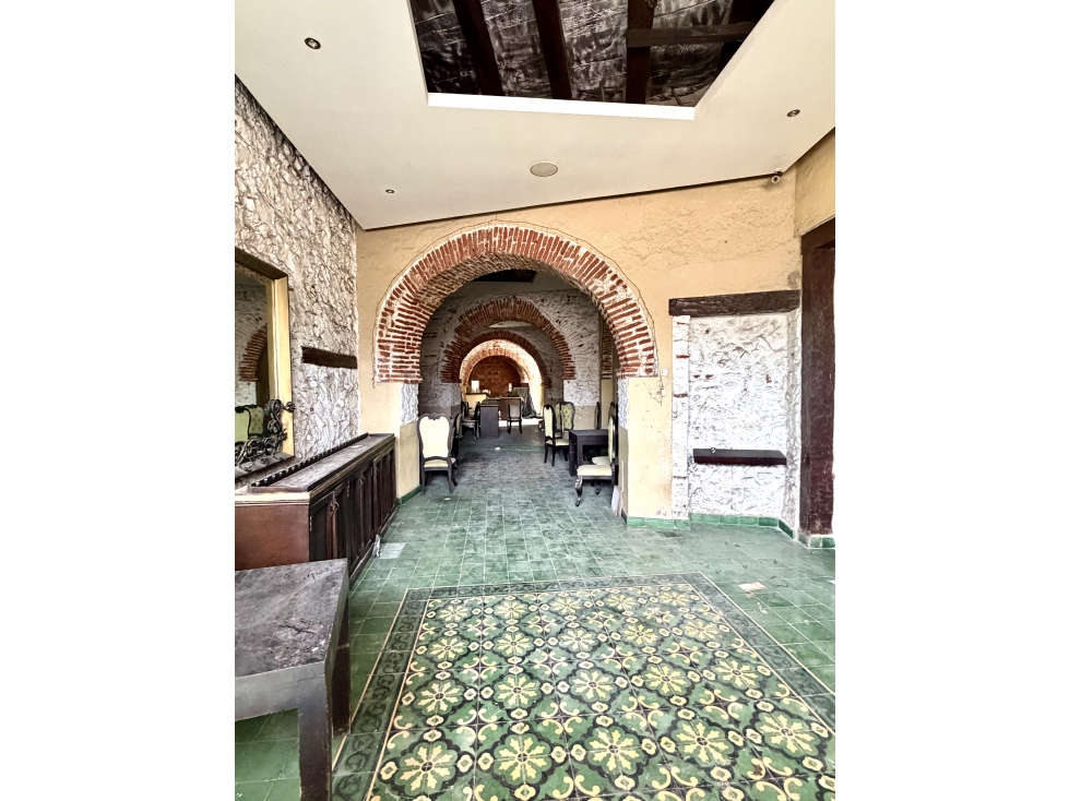 LOCAL CENTRO HISTORICO PRIMER PISO CON PATIO INTERIOR | 400 m² — foto 4