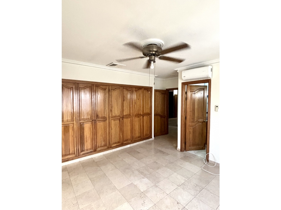 Apartamento en Arriendo en la Bahía de Manga Vista Directa al Mar — foto 5