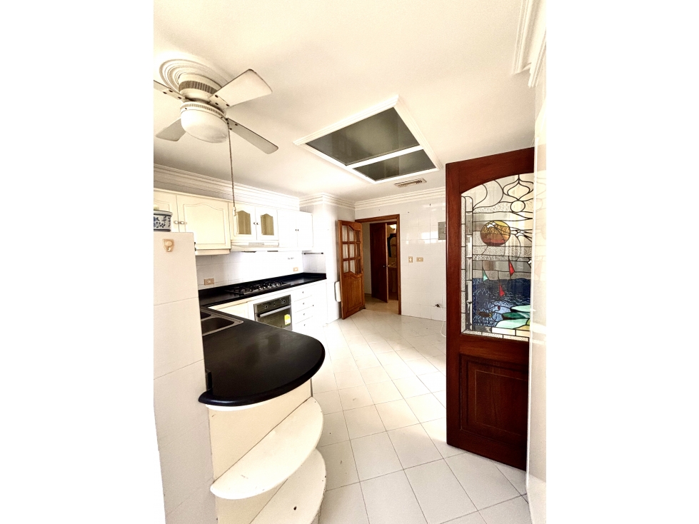 Apartamento en Arriendo en la Bahía de Manga Vista Directa al Mar — foto 4