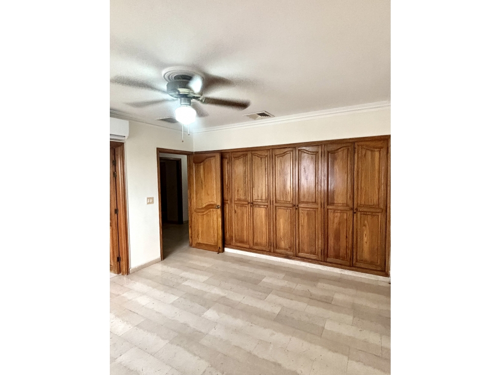 Apartamento en Arriendo en la Bahía de Manga Vista Directa al Mar — foto 6
