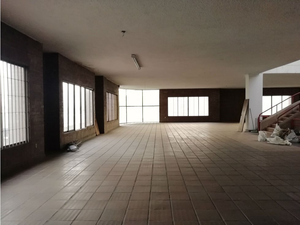 EDIFICIO EN ARRIENDO BUCARAMANGA PUERTA DEL SOL - 1
