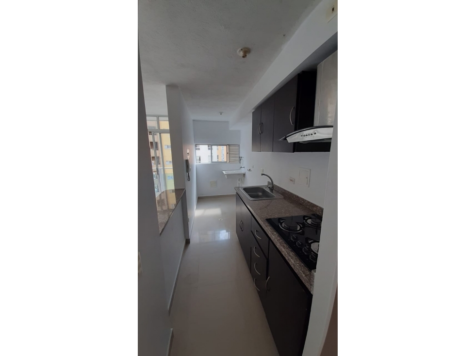 APARTAMENTO CONDOMINIO EL LAGO FLORIDABLANCA — foto 4