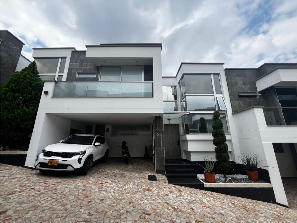 SE VENDE CASA LUXE CONDOMINIO CACIQUE — foto 2