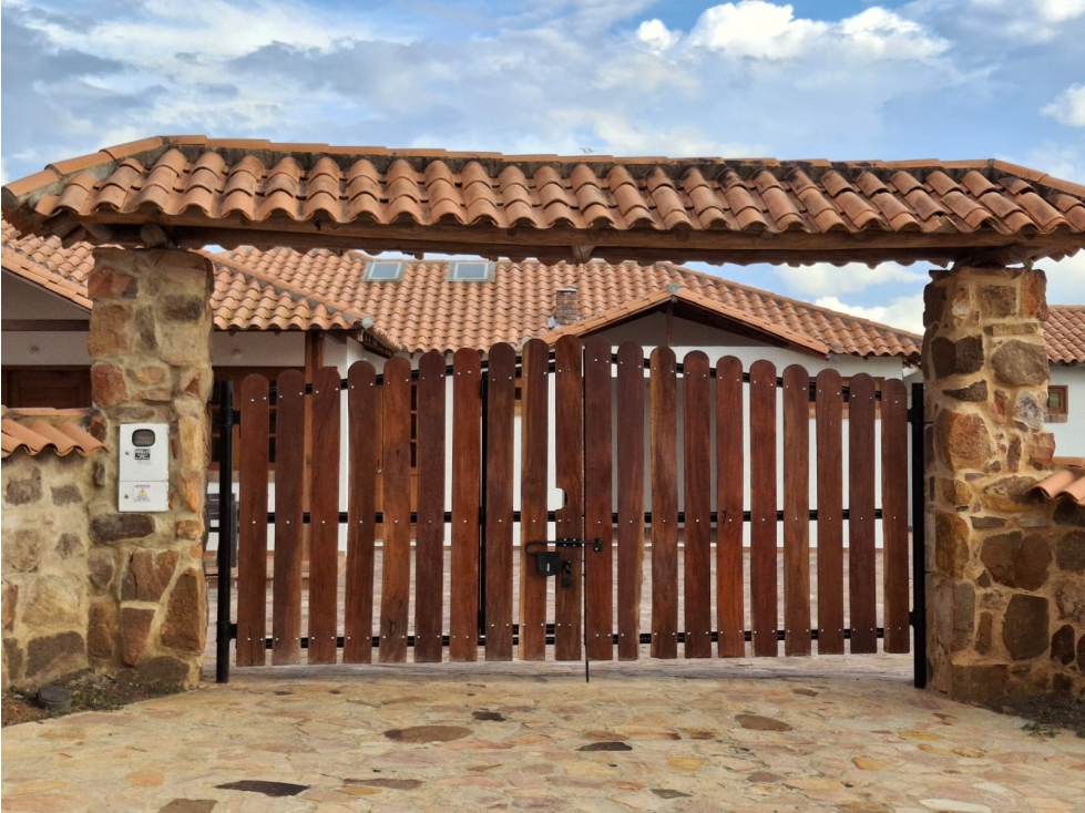 Casa Campestre en perfecto estado amoblado y a puerta cerrada - 4