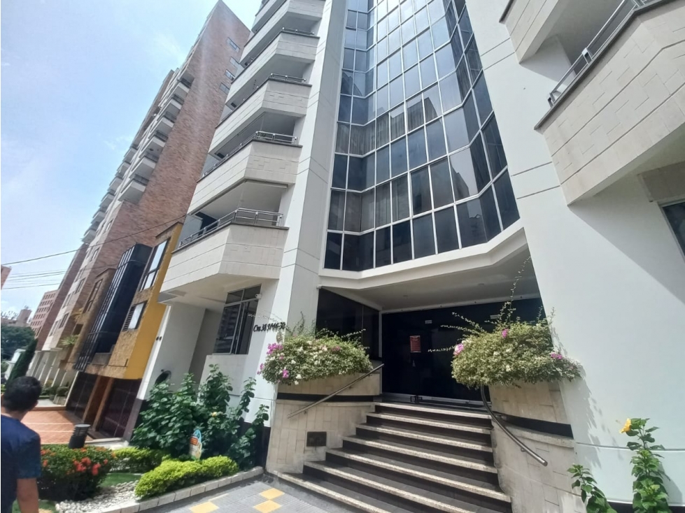 APARTAMENTO ARRIENDO CABECERA