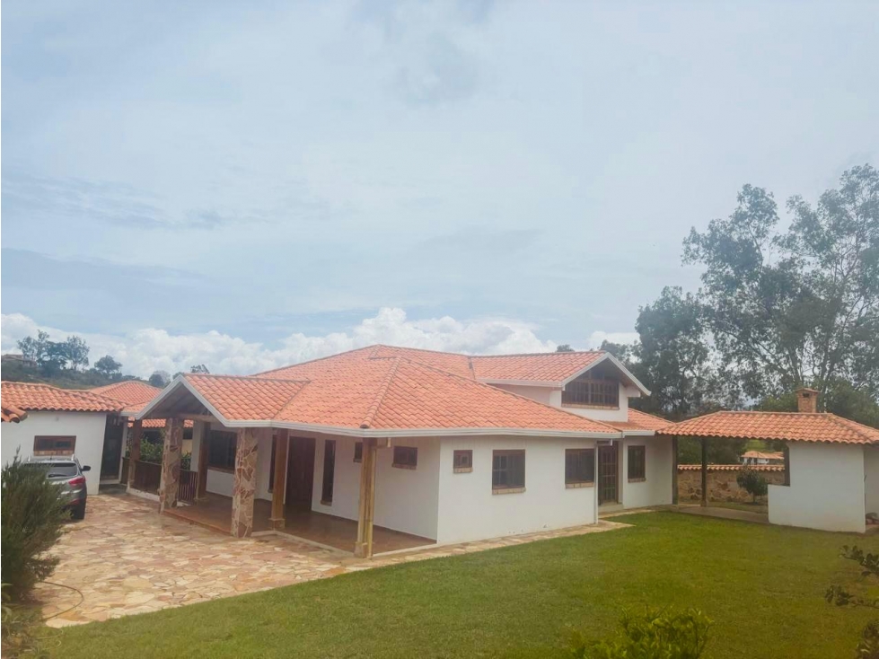 Casa Campestre en perfecto estado amoblado y a puerta cerrada - 3