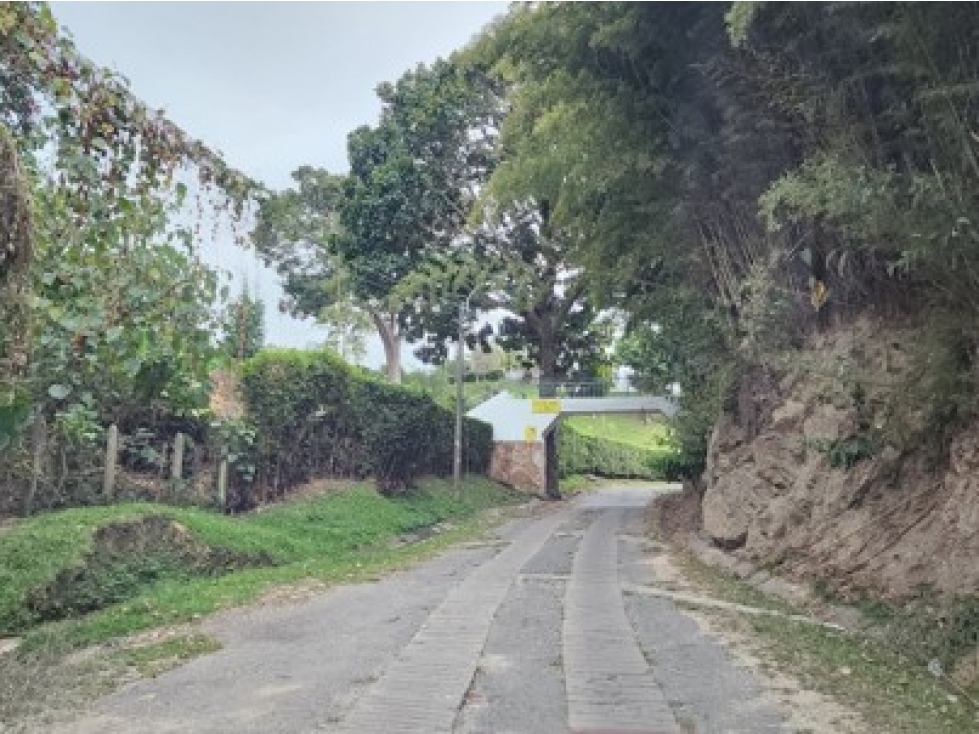 LOTE EN VENTA FLORIDABLANCA GUADALQUIVIR - EXCELENTE VISTA - 2