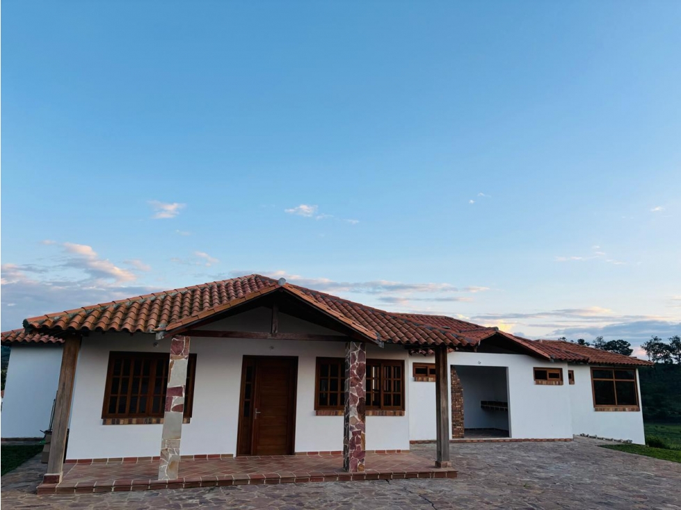 Casa Campestre en perfecto estado amoblado y a puerta cerrada - 3