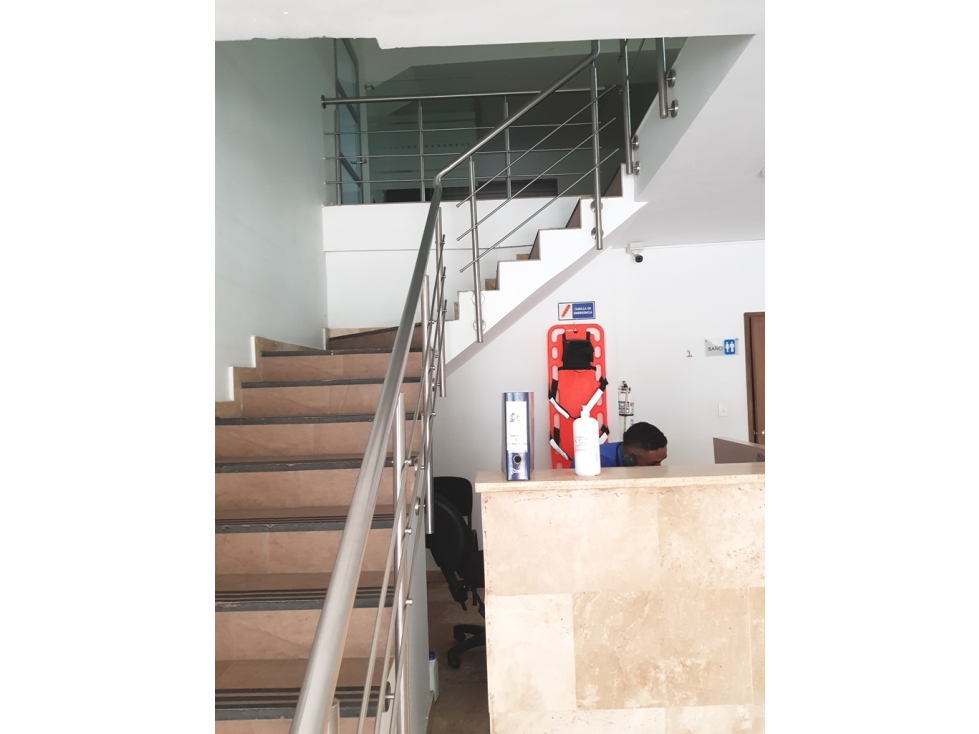 ARRIENDO CASA COMERCIAL QUEBRADASECA - 6