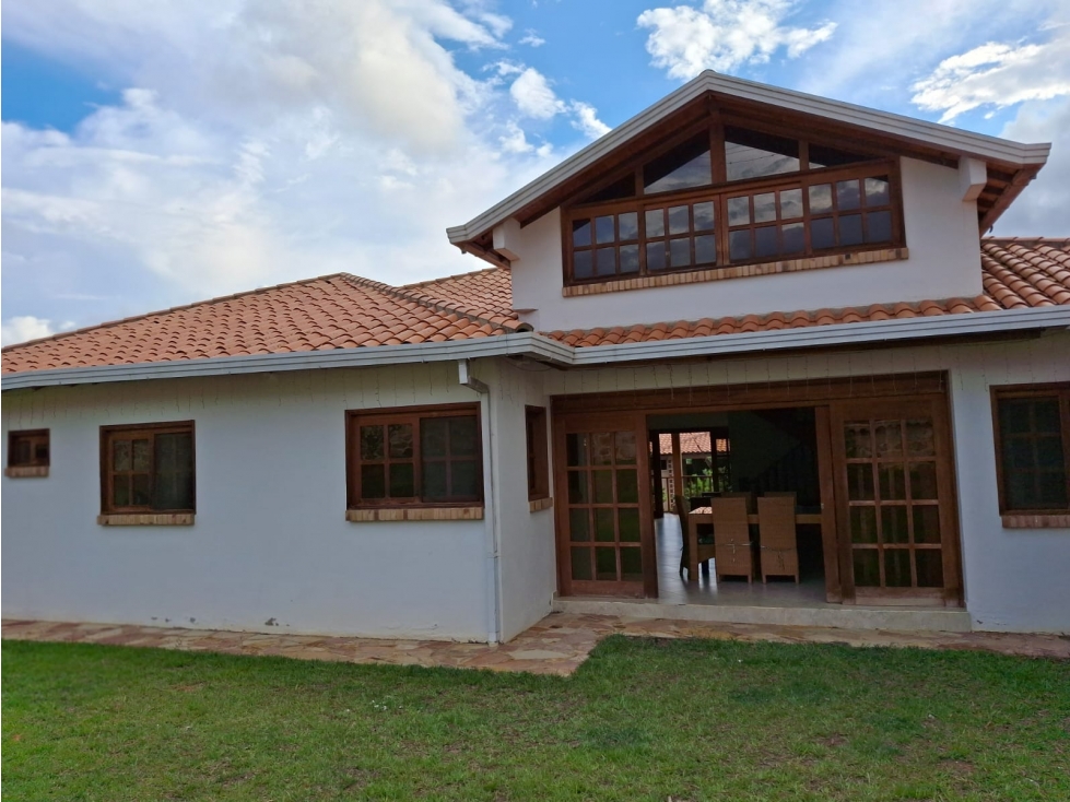 Casa Campestre en perfecto estado amoblado y a puerta cerrada - 5