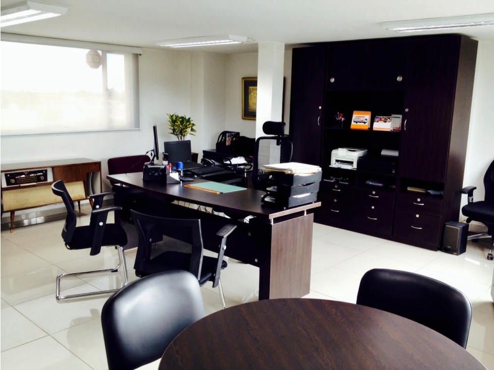 ALAMOS BODEGAS CON OFICINAS 1875M2 zona industrial