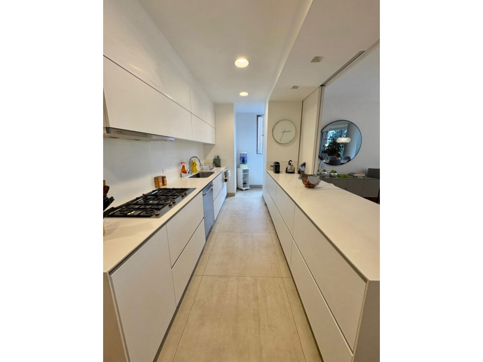 ROSALES APARTAMENTO EN VENTA O ARRIENDO 267M2 Remodelada 4 hab, 5 bañ