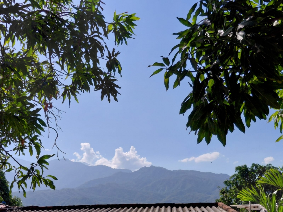 CASA EN VENTA - BONDA