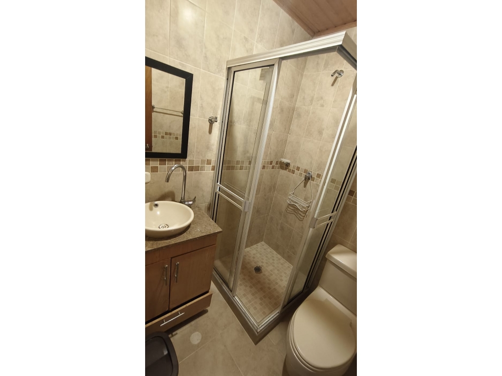 APARTAMENTO CERCA AL PARQUE DE LOS NOVIOS — foto 3