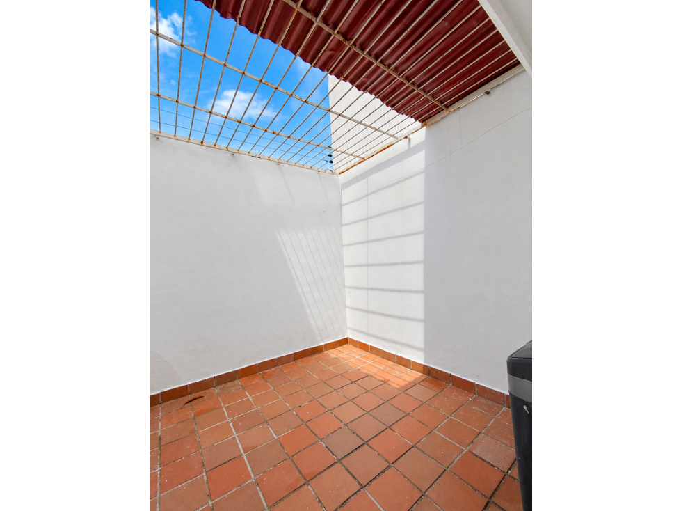 Casa en Arriendo, Rodadero sur a una cuadra del Mar — foto 3