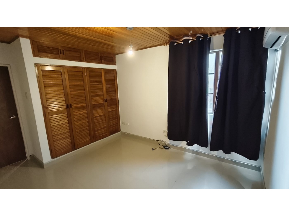 APARTAMENTO CERCA AL PARQUE DE LOS NOVIOS — foto 5
