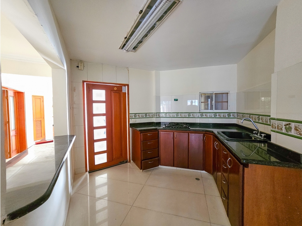 CASA COMERCIAL EN ARRIENDO EN SANTA MARTA — foto 4