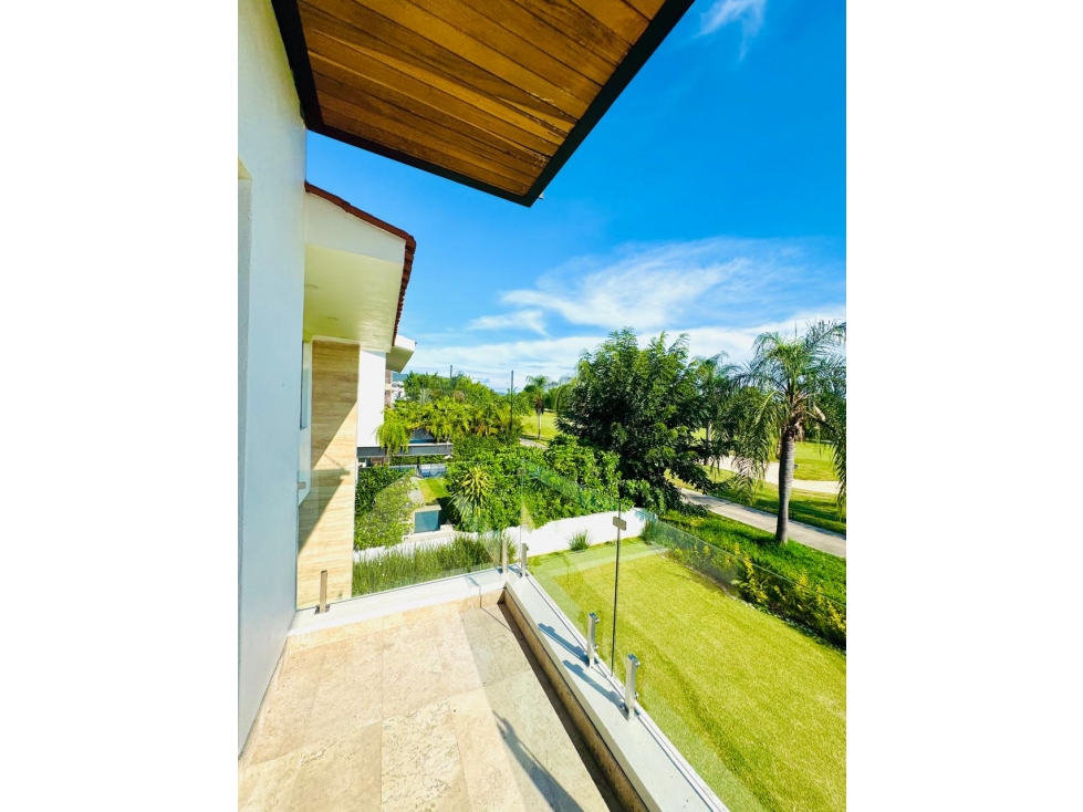 Residencia de Lujo en Campo de Golf con Vista al Lago $11,750,000 — foto 3