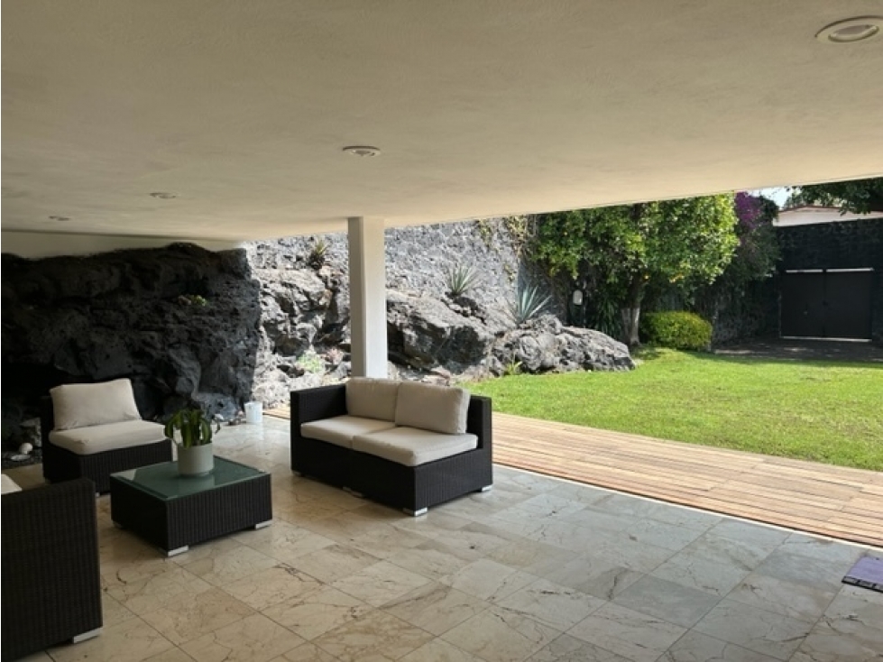 Residencia de Lujo en Venta en Jardines del Pedregal, CDMX - 4