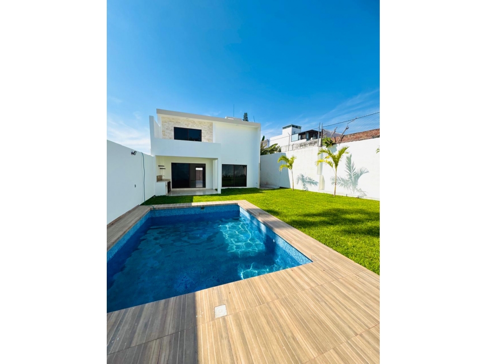 Casa con Alberca a 1 Calle de Burgos | Acepta Créditos