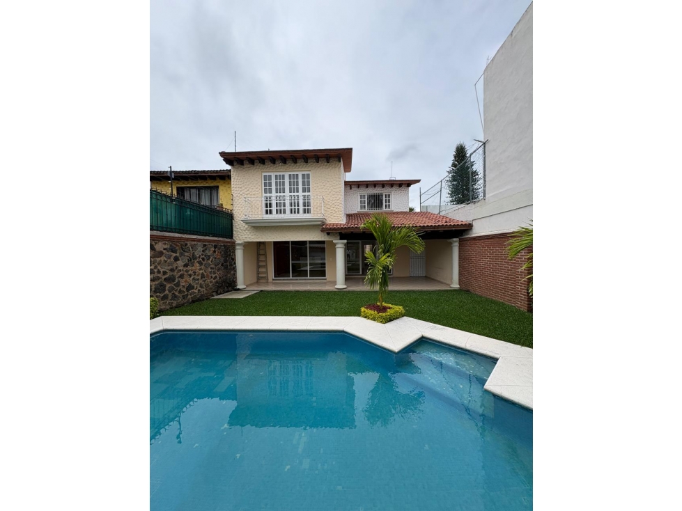 CASA EN VENTA EN VISTA HERMOSA CUERNAVACA