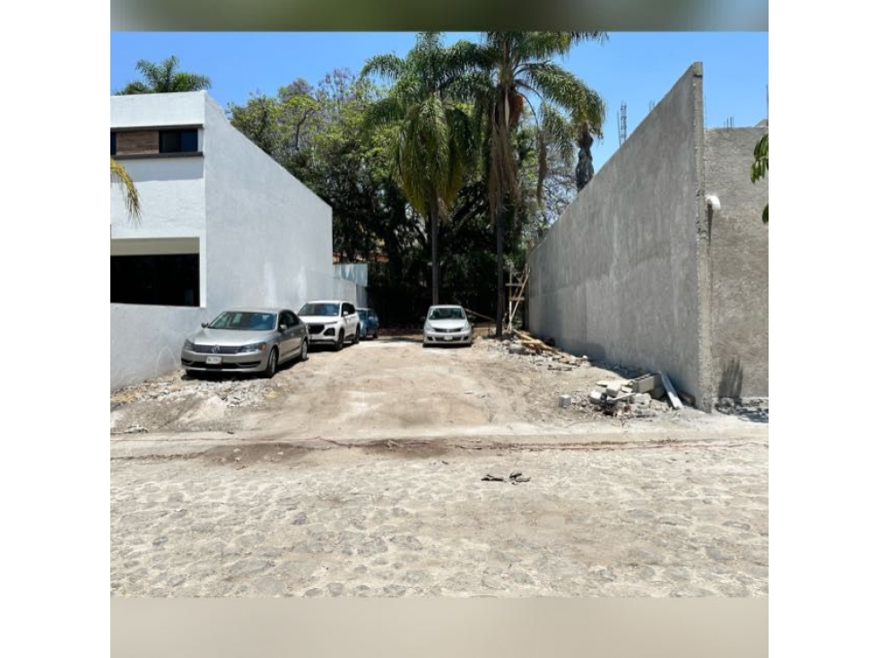 TERRENO DENTRO DE CUERNAVACA - 1